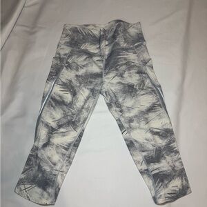 Lululemon Athletica Gray Patterned Leggings
